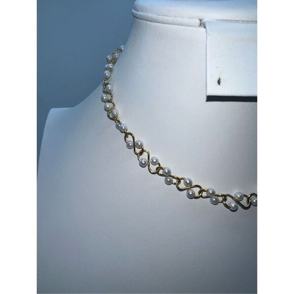 Vintage Faux Pearl and S Link Chain Necklace - Picture 4 of 7